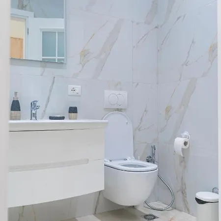 Cane Apartment Emerald Tirana Exterior photo